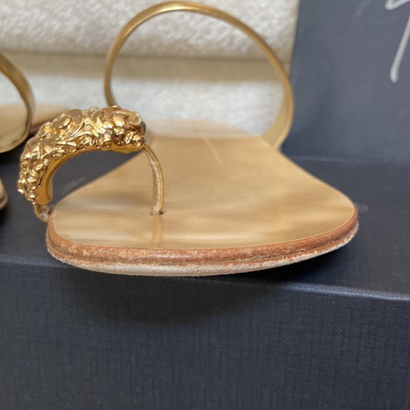 giuseppe zanotti toe ring sandals - Picture 8 of 10